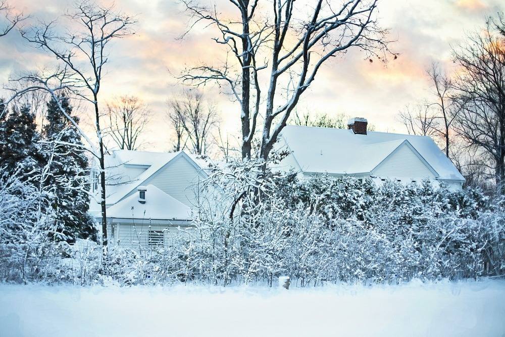 Winterzeit: Frostschäden am Haus effektiv vermeiden 
