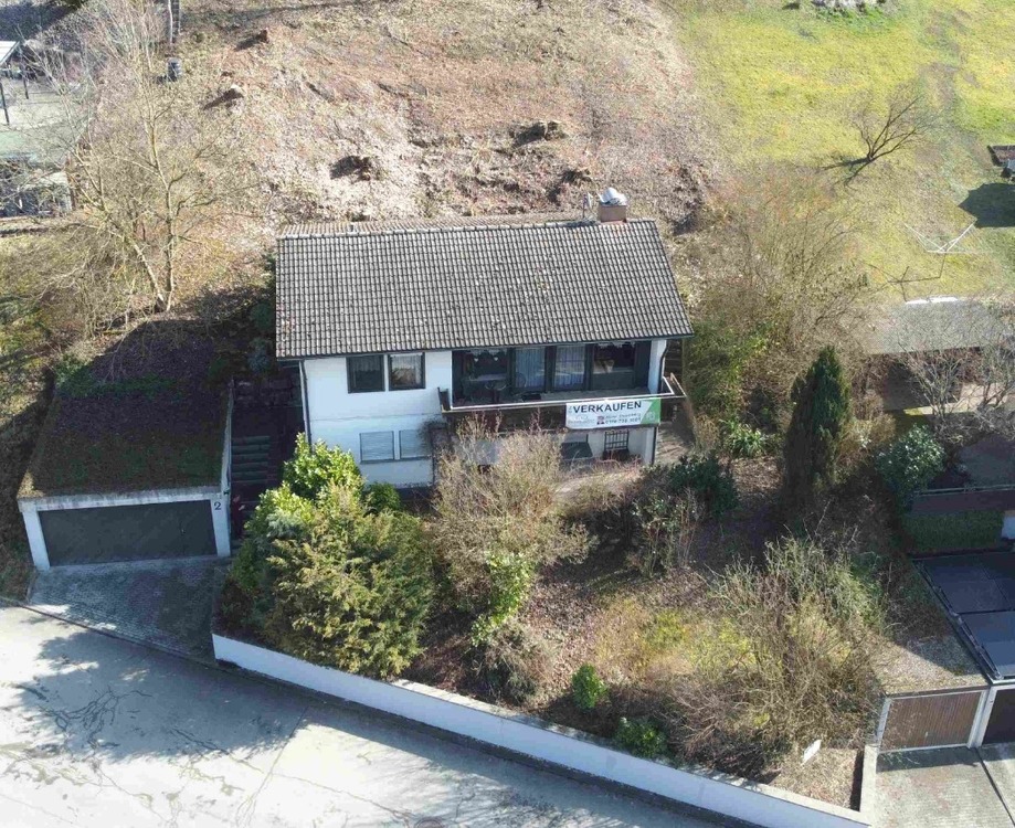 Thumbnail-Familienidylle am Rande der Ortschaft