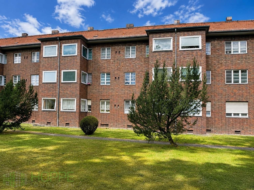 Thumbnail-Mariendorf - Bezugsfreie Wohnung mit Dielen und Wintergarten in denkmalgeschützter Wohnanlage