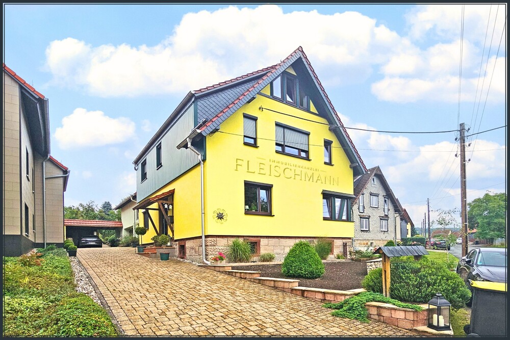 Thumbnail-Großzügiges Familienparadies mit 10 Zimmern, Gartenidylle und 3 Sonnenterrassen im schönen Hinternah