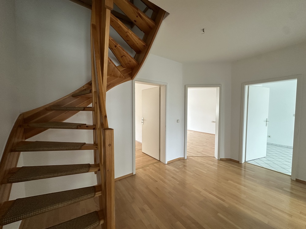Thumbnail-Attraktive DG-Maisonettewohnung in Gera Untermhaus nahe dem Küchengarten und Hofwiesenpark!