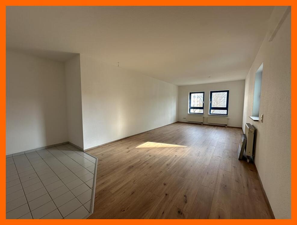 Thumbnail-Erstbezug nach Modernisierung mit riesigem Wohnzimmer & Tiefgarage im Zentrum von Gera!