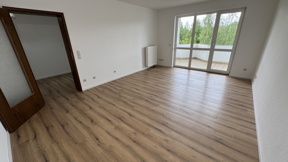 Thumbnail-2 Raum Wohnung mit Balkon und Aufzug im ansprechendem Wohnumfeld in Gera