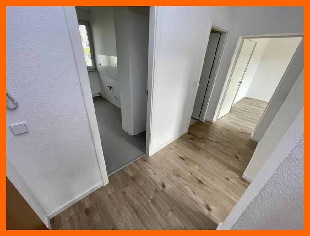 Thumbnail-4 Raum Whg. mit Balkon gesucht? Nähe von AMAZON in Gera-Langenberg!