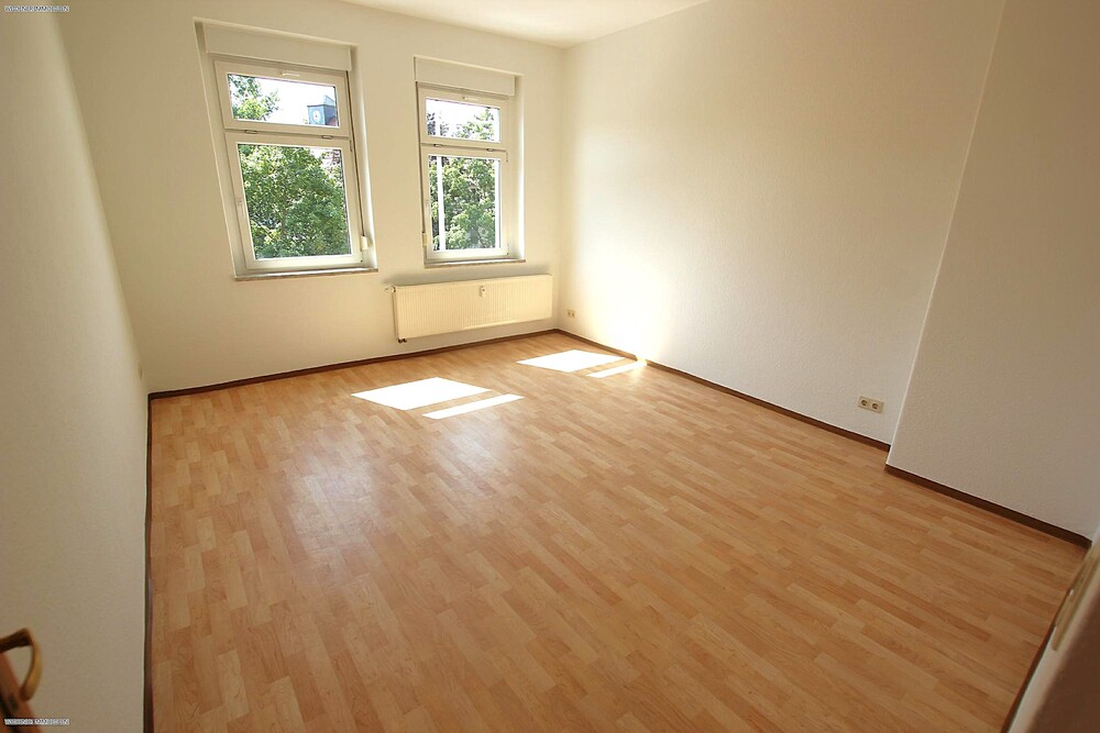 Thumbnail-Wanne, Dusche und Balkon! Geräumige 2 Raum Wohnung im Zentrum!