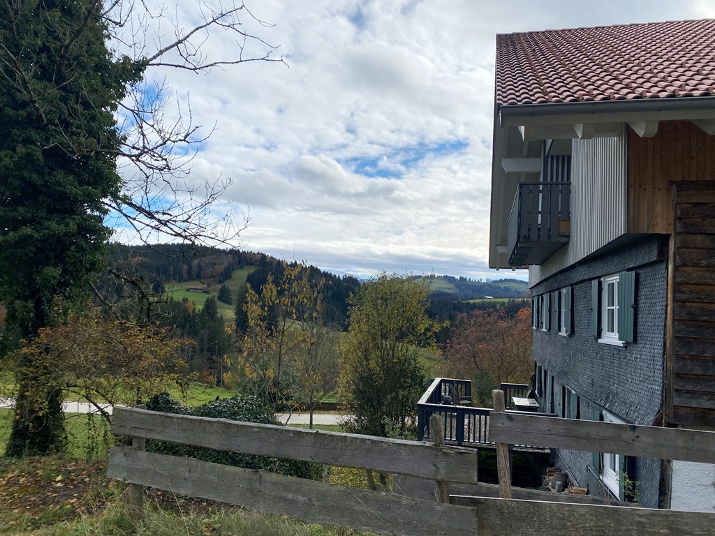 Thumbnail-Schönes, saniertes Bauernhaus mit 3 WE bei Grünenbach zum Wohlfühlen, auch für Vermietung geeignet