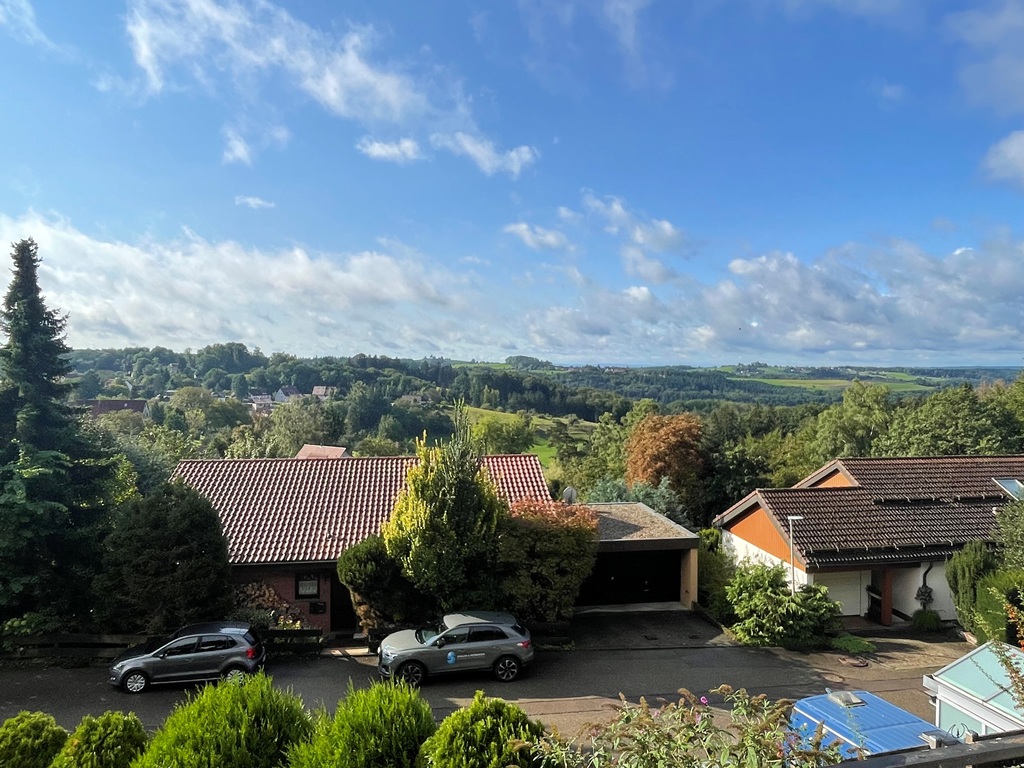 Thumbnail-Einfamilienhaus mit Einliegerwohnung und traumhafter Aussicht in Althütte