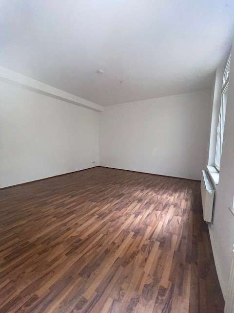 Thumbnail-Wohnung zum Mieten in Sachsen-Anhalt - Halle 414,00 € 48.73 m²