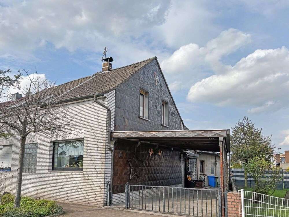 Thumbnail-Haus zum Kaufen in Oberhausen 249.000,00 € 99.86 m²