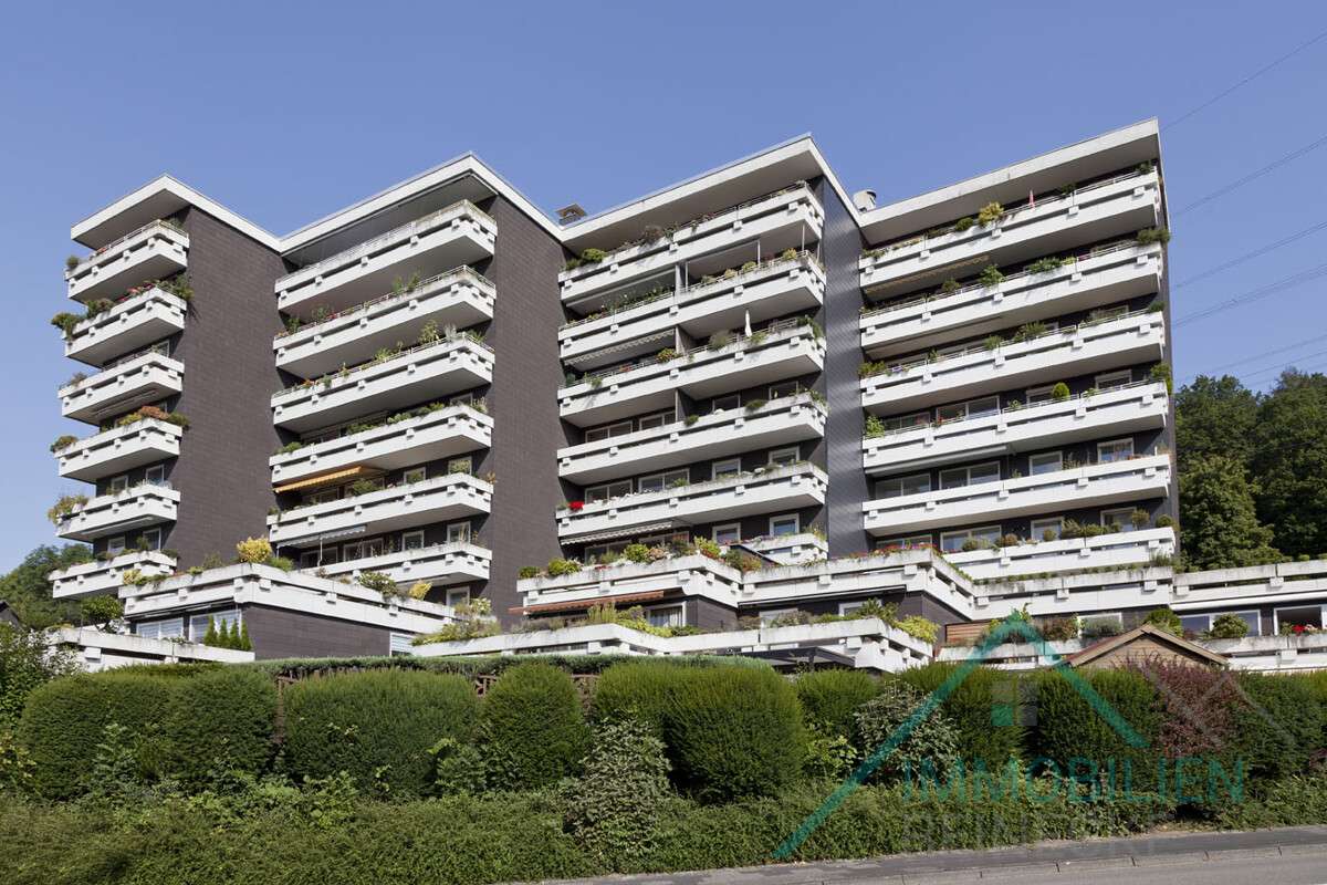 Thumbnail-Wohnung zum Kaufen in Hagen Hohenlimburg 149.000,00 € 118 m²