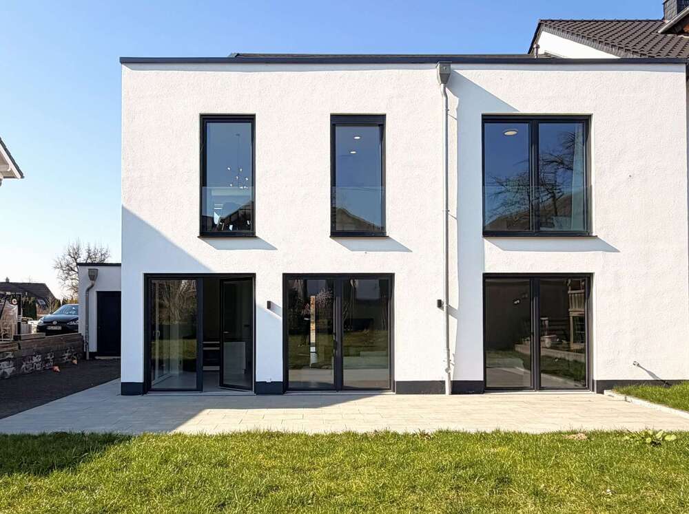 Thumbnail-Haus zum Kaufen in Neuwied 939.000,00 € 285 m²