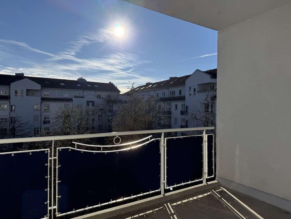 Thumbnail-Wohnung zum Kaufen in Augsburg Firnhaberau 390.000,00 € 80.64 m²