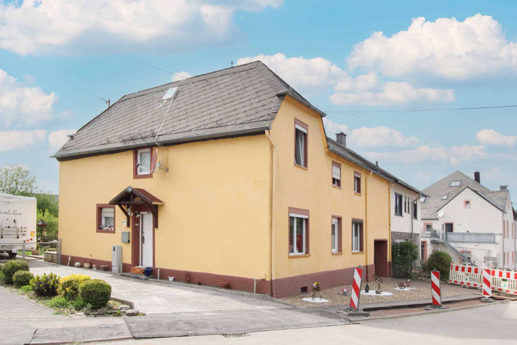 Thumbnail-Haus zum Kaufen in Kell am See 169.000,00 € 140 m²