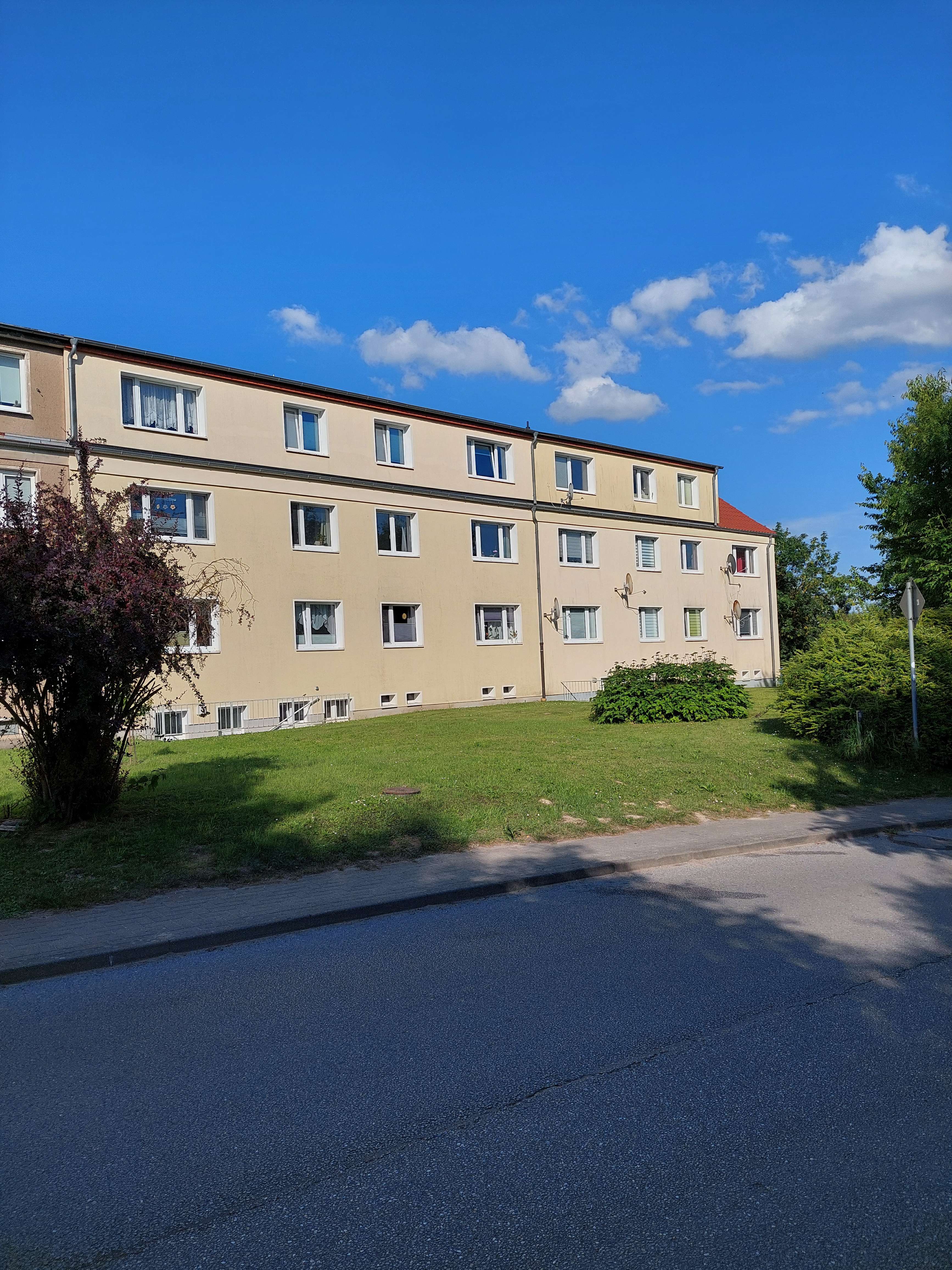 Thumbnail-Wohnung zum Kaufen in Papendorf 124.000,00 € 63.5 m²