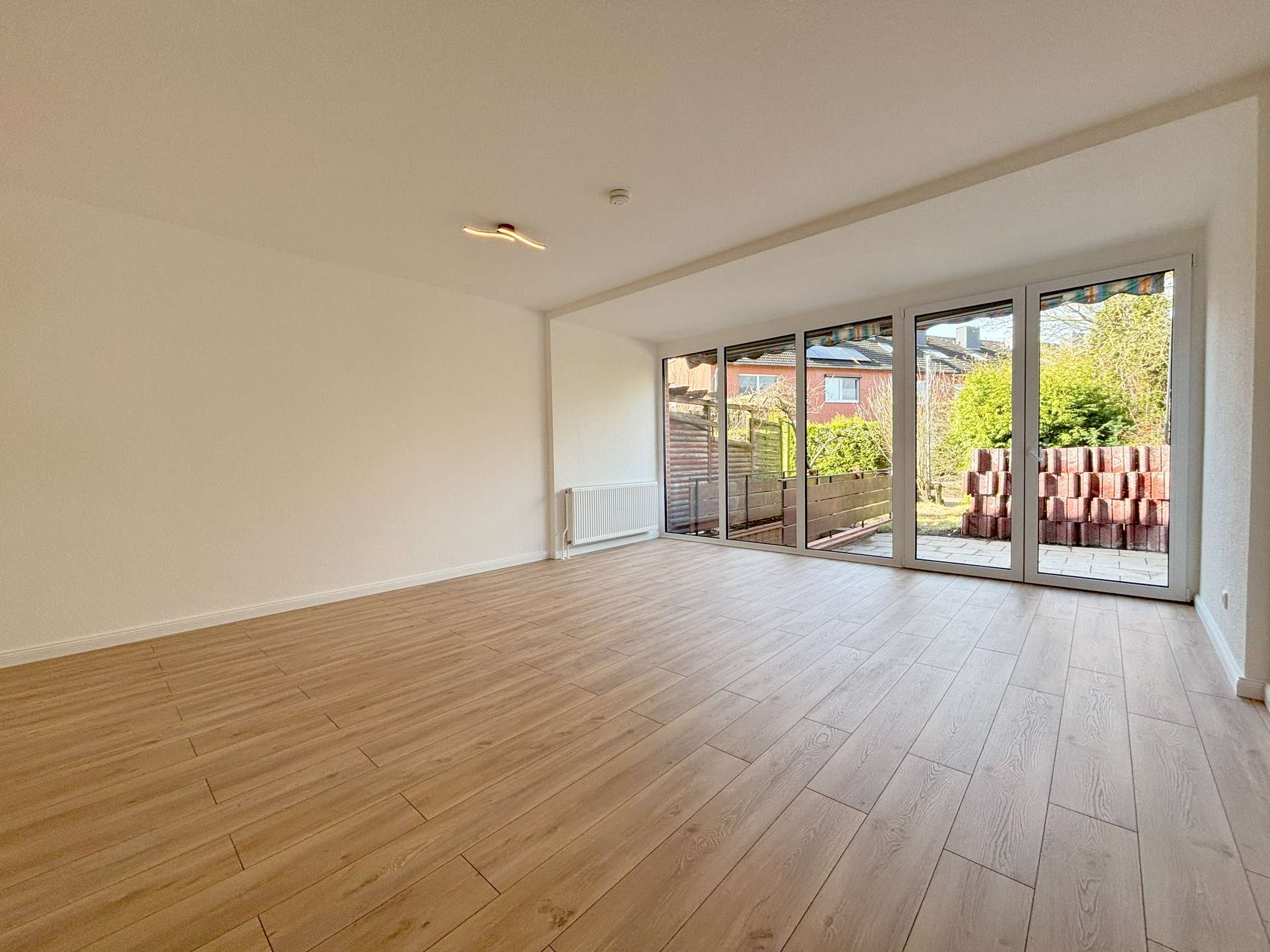 Thumbnail-Haus zum Mieten in Weyhe 1.390,00 € 117 m²