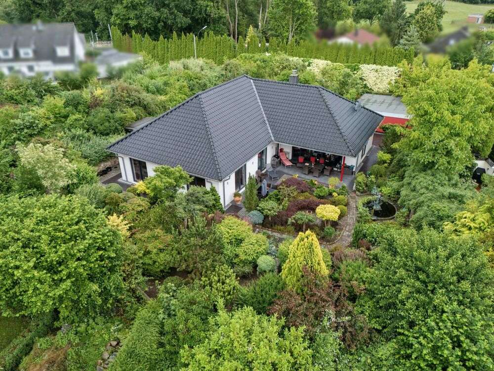 Thumbnail-Haus zum Kaufen in Ratekau 1.100.000,00 € 202 m²