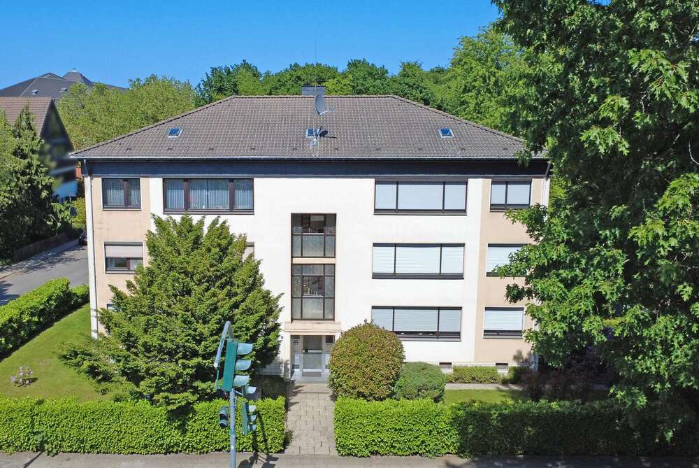 Thumbnail-Wohnung zum Kaufen in Essen 299.000,00 € 97 m²