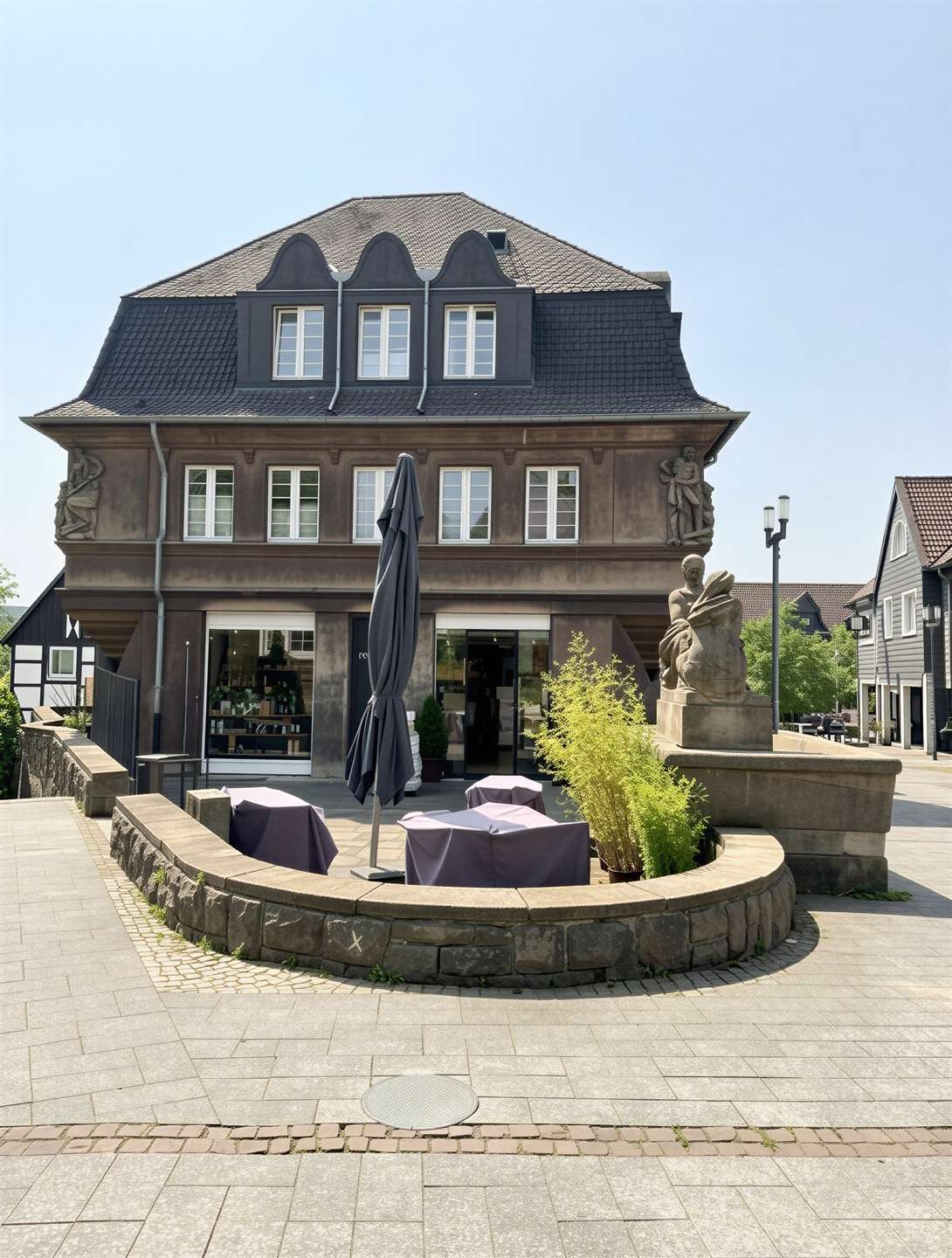 Thumbnail-Haus zum Kaufen in Herdecke 1.650.000,00 € 516.5 m²