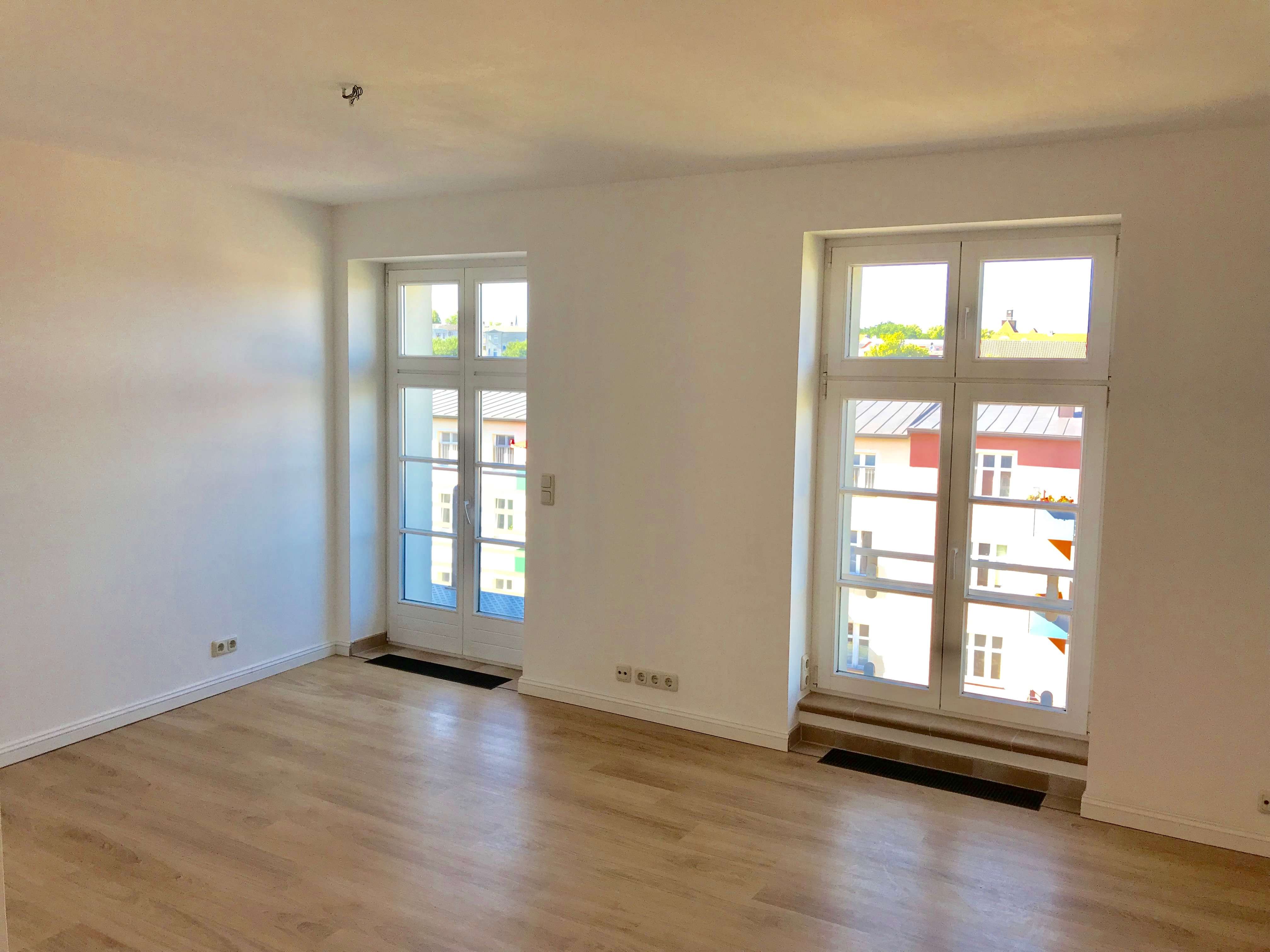 Thumbnail-Wohnung zum Mieten in Schwerin 1.140,00 € 92 m²