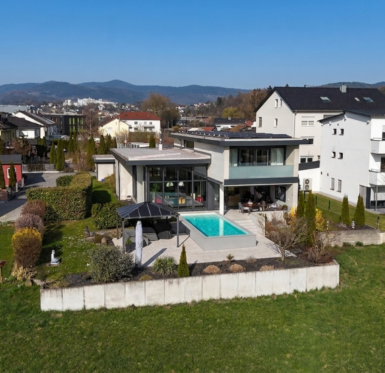 Thumbnail-Haus zum Kaufen in Deggendorf 1.450.000,00 € 244 m²