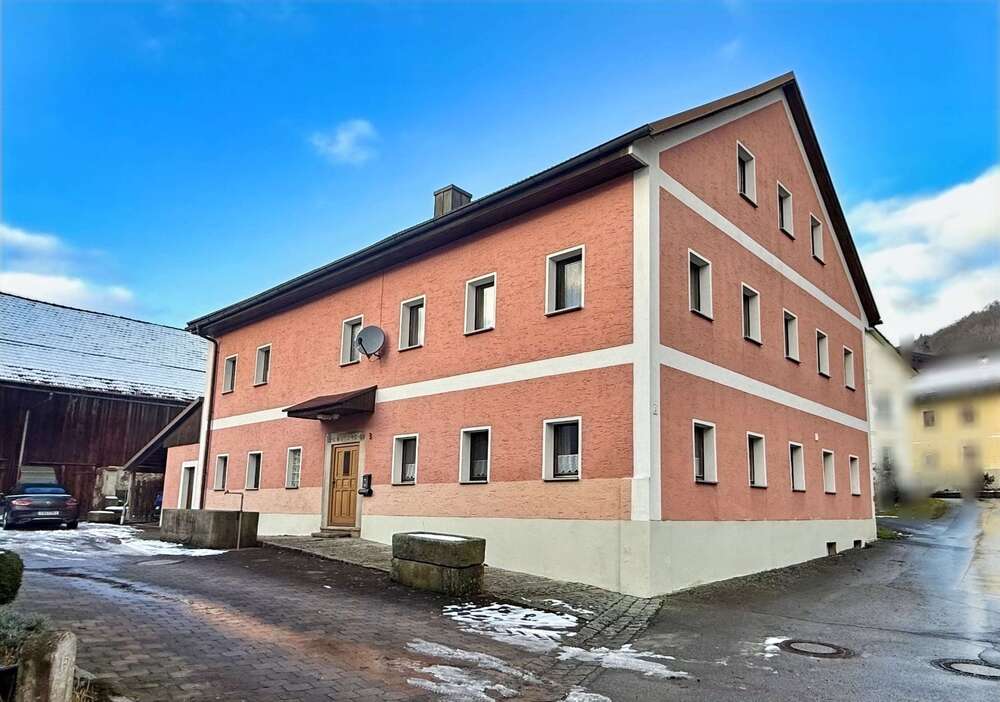 Thumbnail-Haus zum Kaufen in Röhrnbach 399.000,00 € 238 m²
