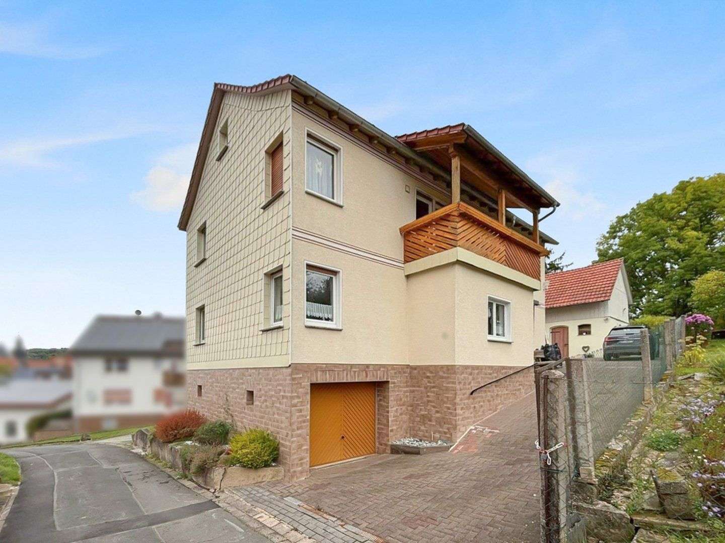 Thumbnail-Haus zum Kaufen in Nentershausen 160.000,00 € 180 m²