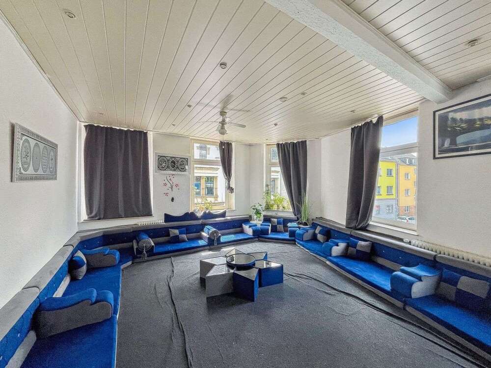 Thumbnail-Wohnung zum Kaufen in Mülheim an der Ruhr 140.000,00 € 102 m²