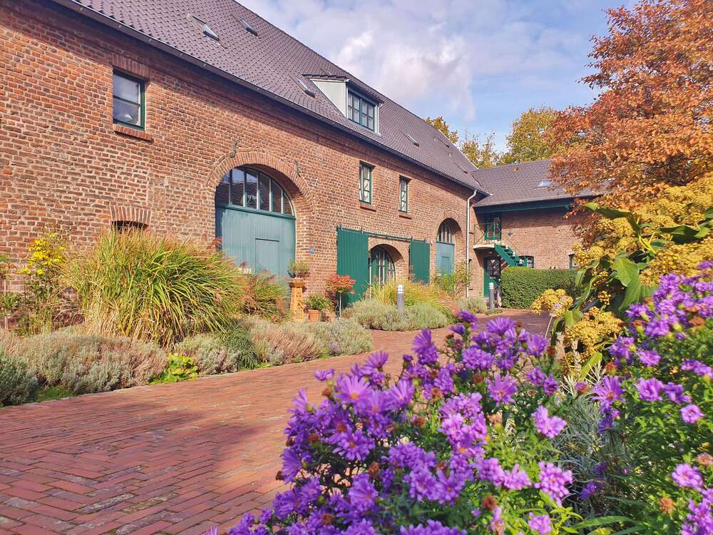 Thumbnail-Wohnung zum Mieten in Grevenbroich 995,00 € 106 m²