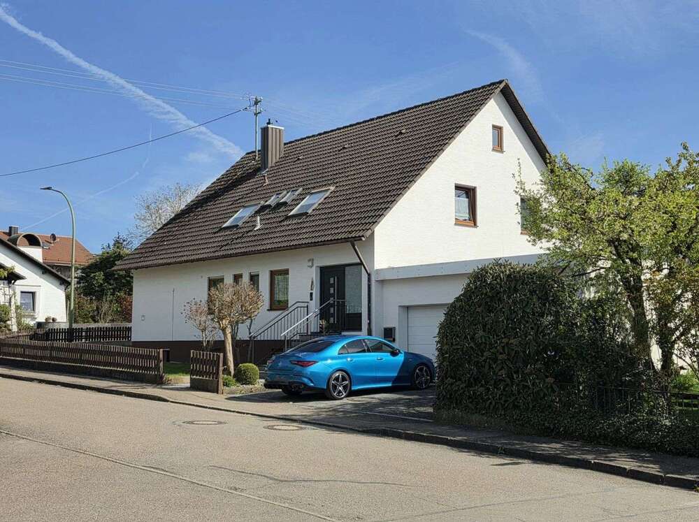Thumbnail-Haus zum Kaufen in Rögling 398.000,00 € 215.87 m²