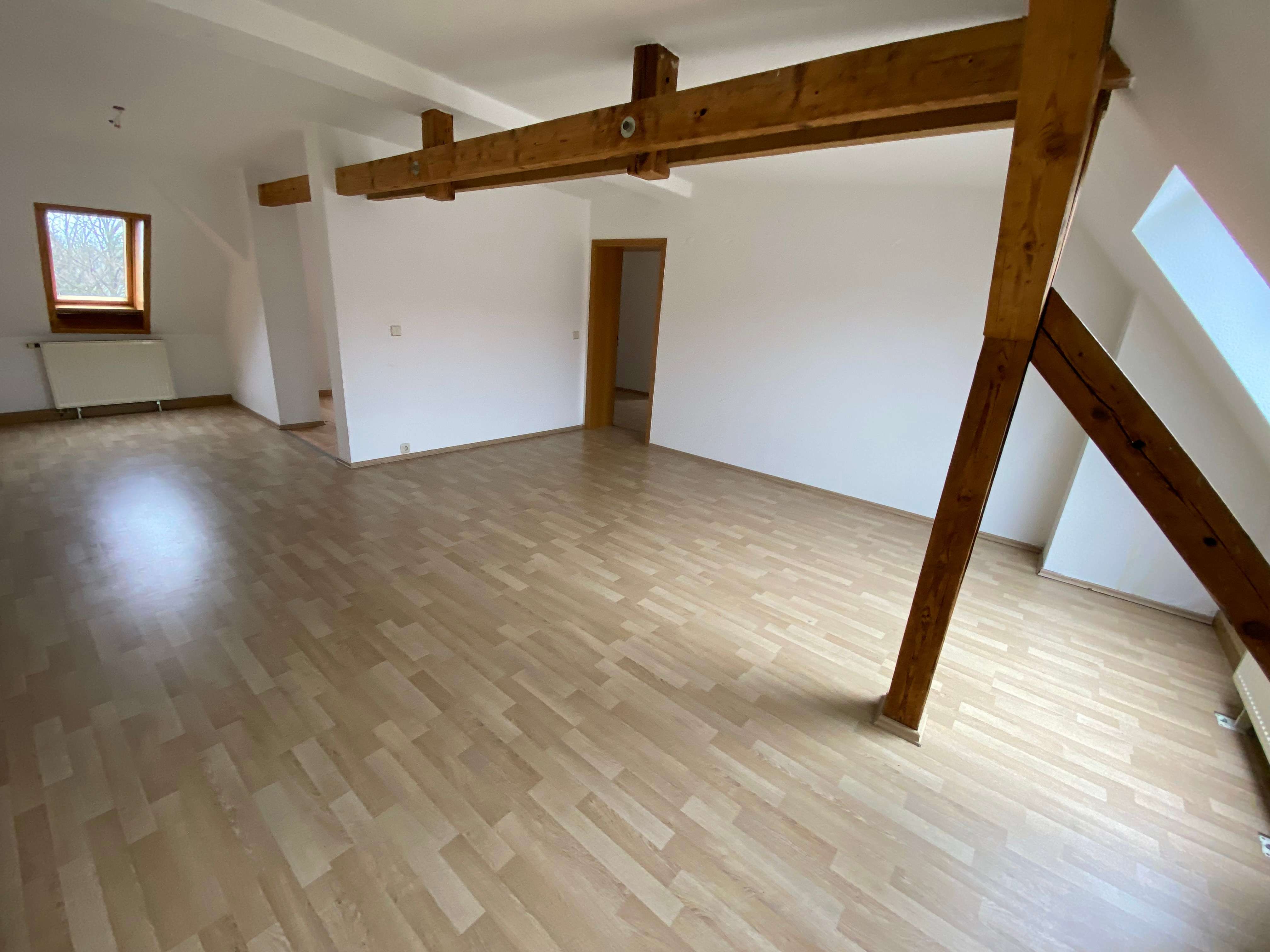 Thumbnail-Wohnung zum Mieten in Zwickau 330,00 € 59.12 m²