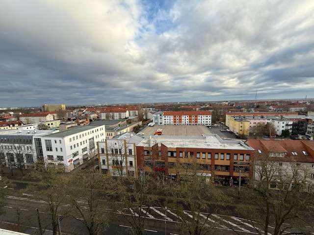 Thumbnail-Wohnung zum Mieten in Magdeburg 327,00 € 49.47 m²