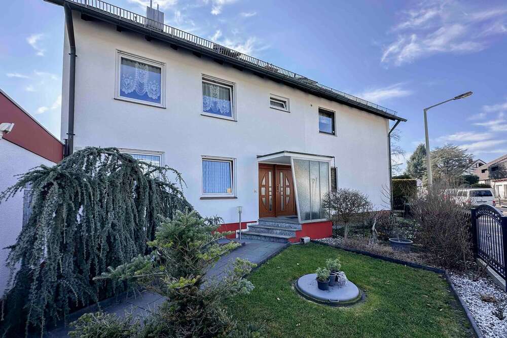 Thumbnail-Haus zum Kaufen in Nürnberg 589.000,00 € 179 m²