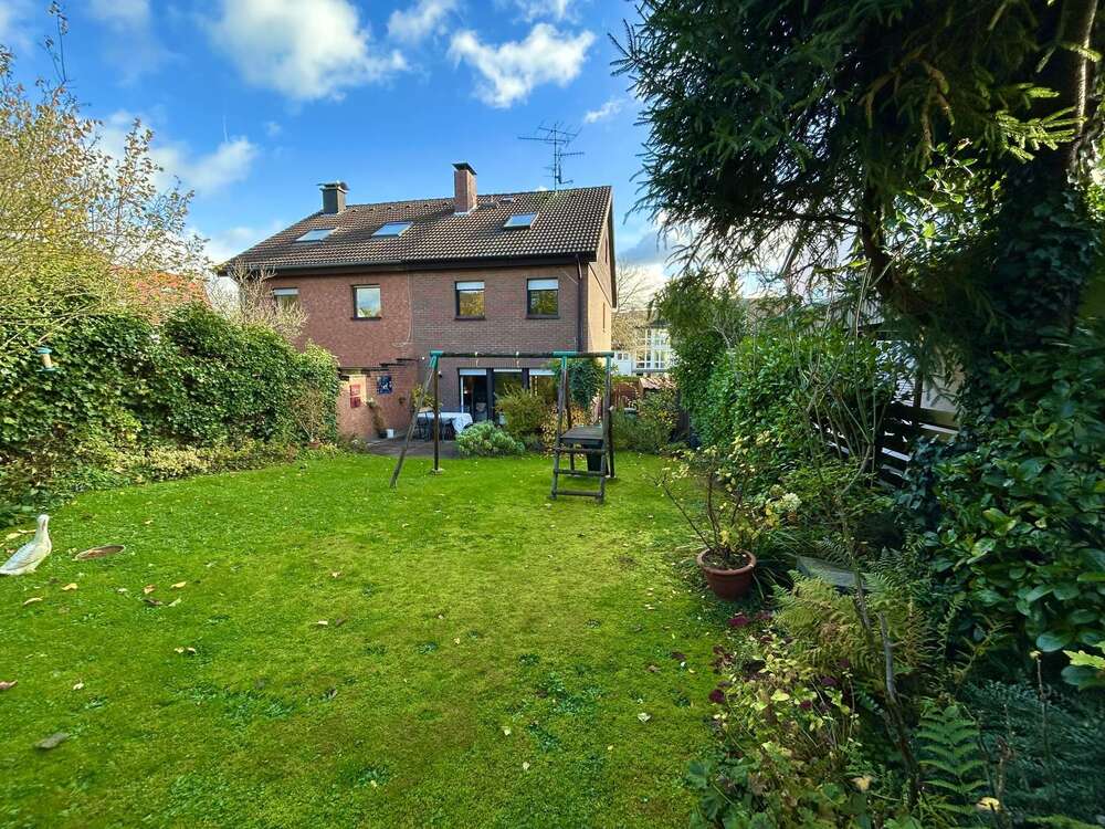 Thumbnail-Haus zum Kaufen in Rösrath 286.000,00 € 144.41 m²