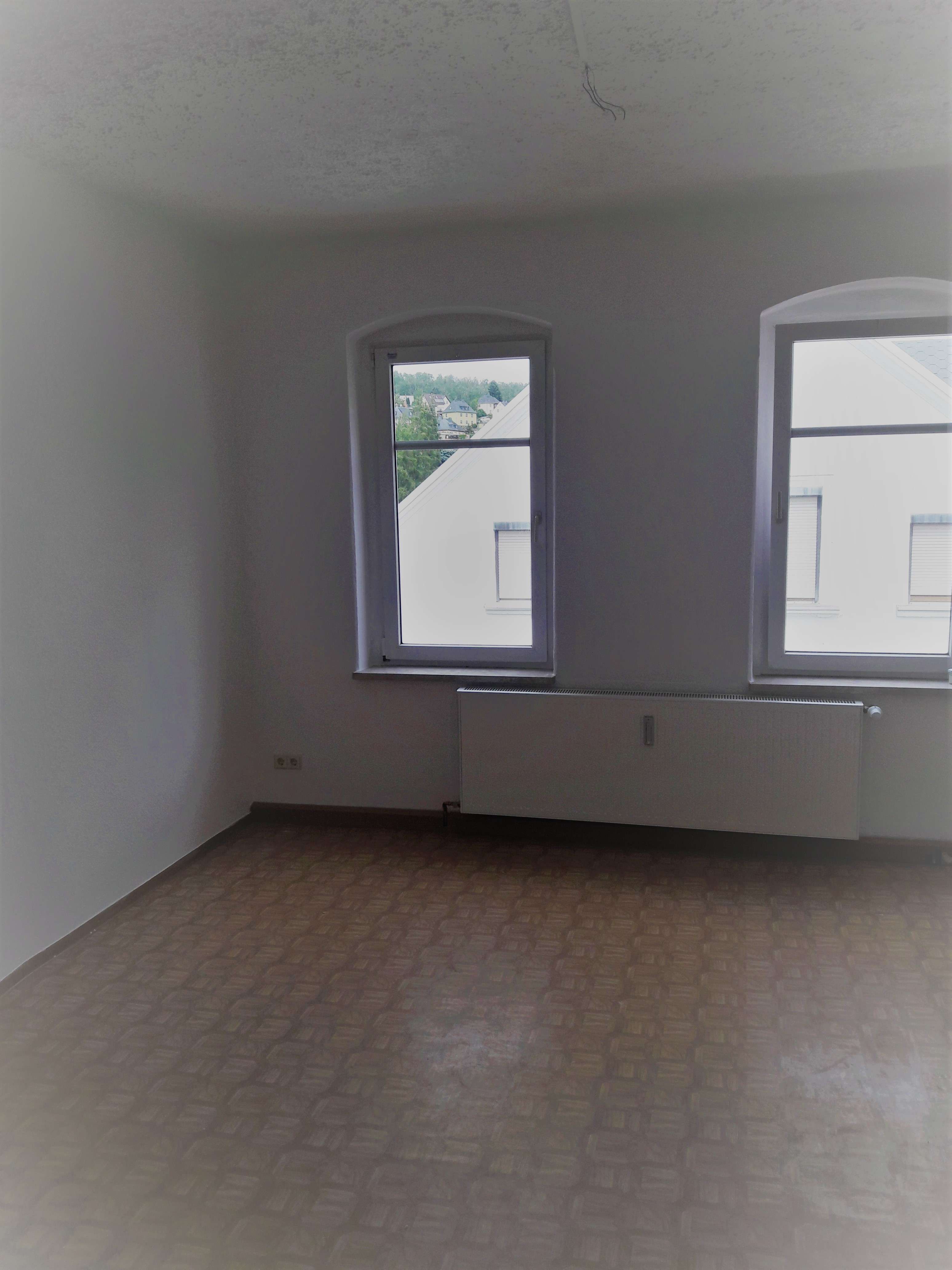 Thumbnail-Wohnung zum Mieten in Oelsnitz 258,86 € 60.2 m²