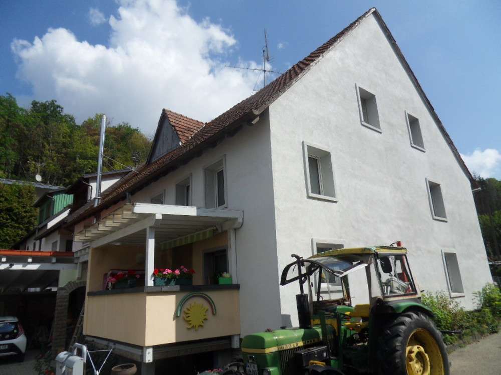 Thumbnail-Haus zum Kaufen in Klettgau 107.000,00 € 192 m²