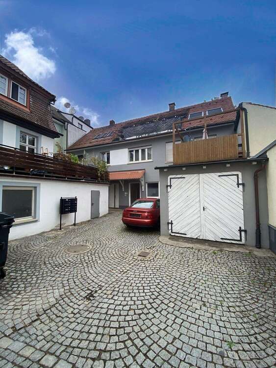 Thumbnail-Haus zum Kaufen in Höchstadt 1.349.000,00 € 538 m²