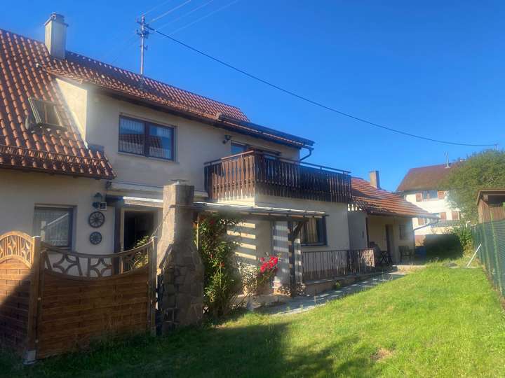 Thumbnail-Haus zum Kaufen in Tiefenbronn 455.000,00 € 200.16 m²