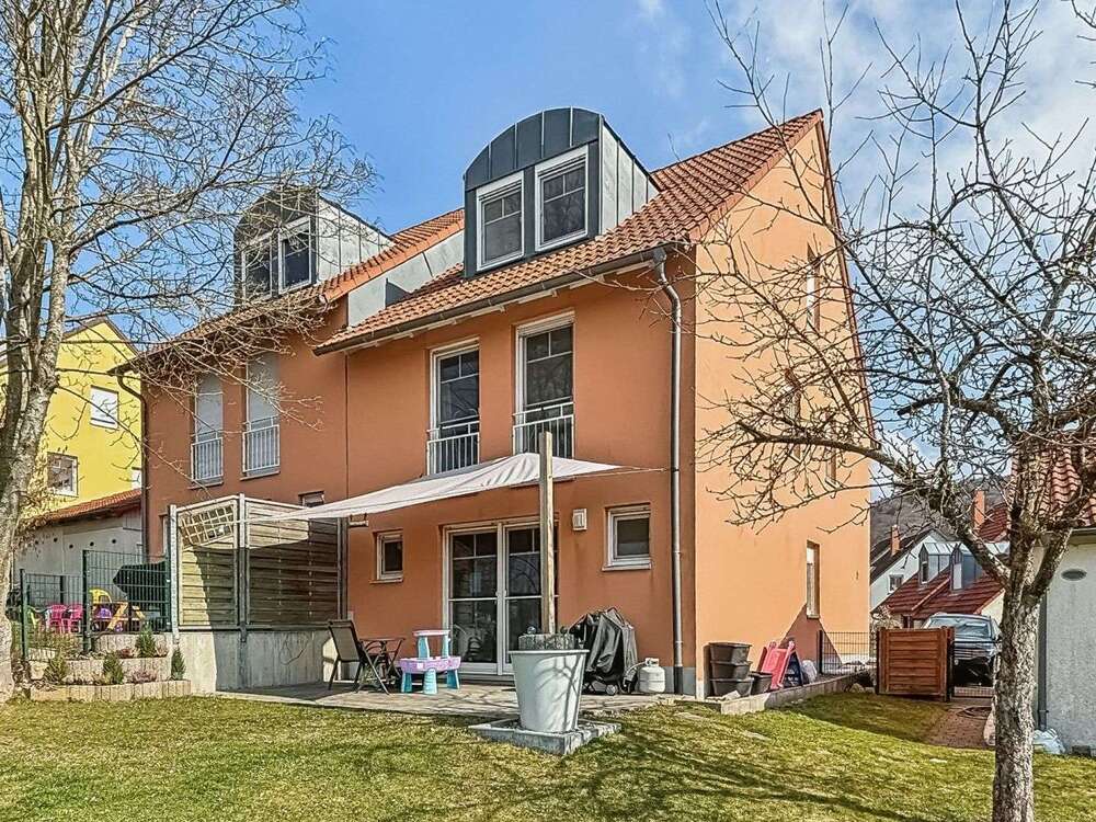 Thumbnail-Haus zum Kaufen in Velburg 280.000,00 € 146 m²