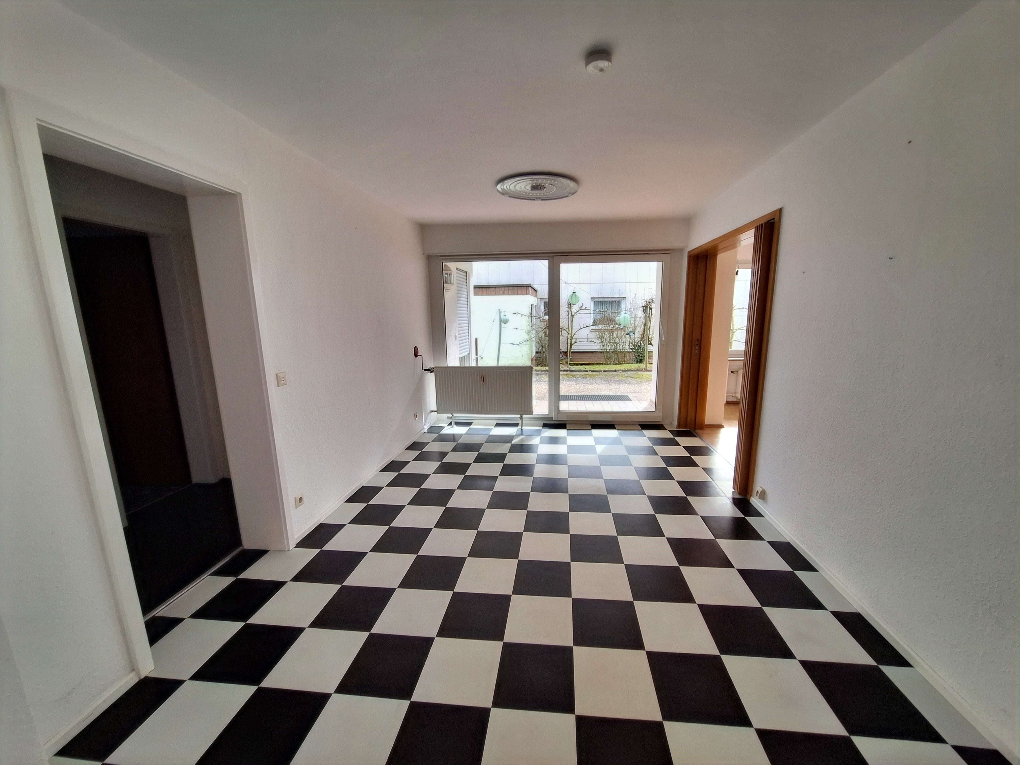 Thumbnail-Wohnung zum Kaufen in Weil im Schönbuch 327.000,00 € 93.63 m²