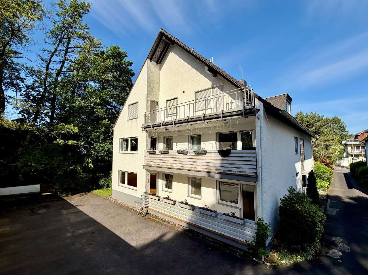 Thumbnail-Wohnung zum Kaufen in Bergisch Gladbach 275.000,00 € 90 m²