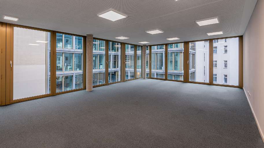 Thumbnail-Büro in Berlin 8.000,00 € 296 m²