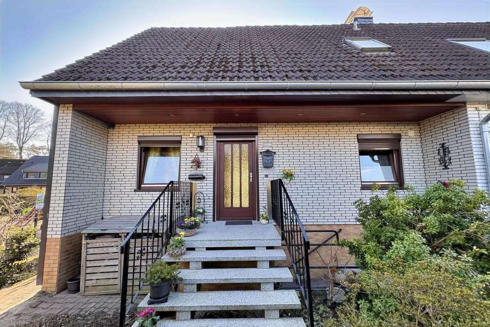 Thumbnail-Haus zum Kaufen in Schnakenbek 284.000,00 € 120 m²