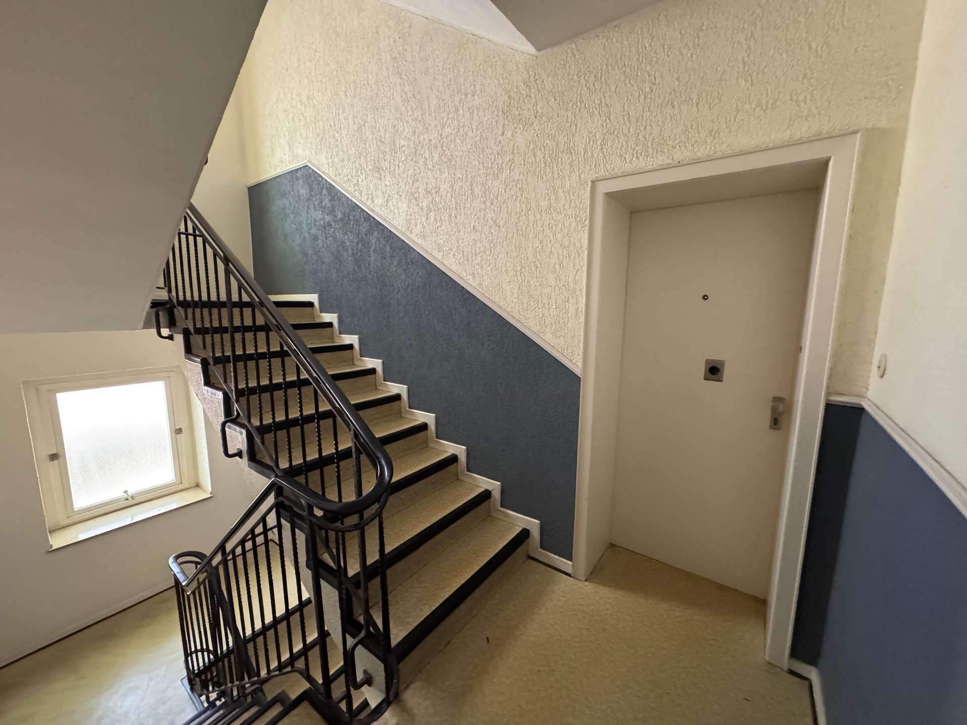 Thumbnail-Wohnung zum Kaufen in Düsseldorf 249.000,00 € 67.5 m²