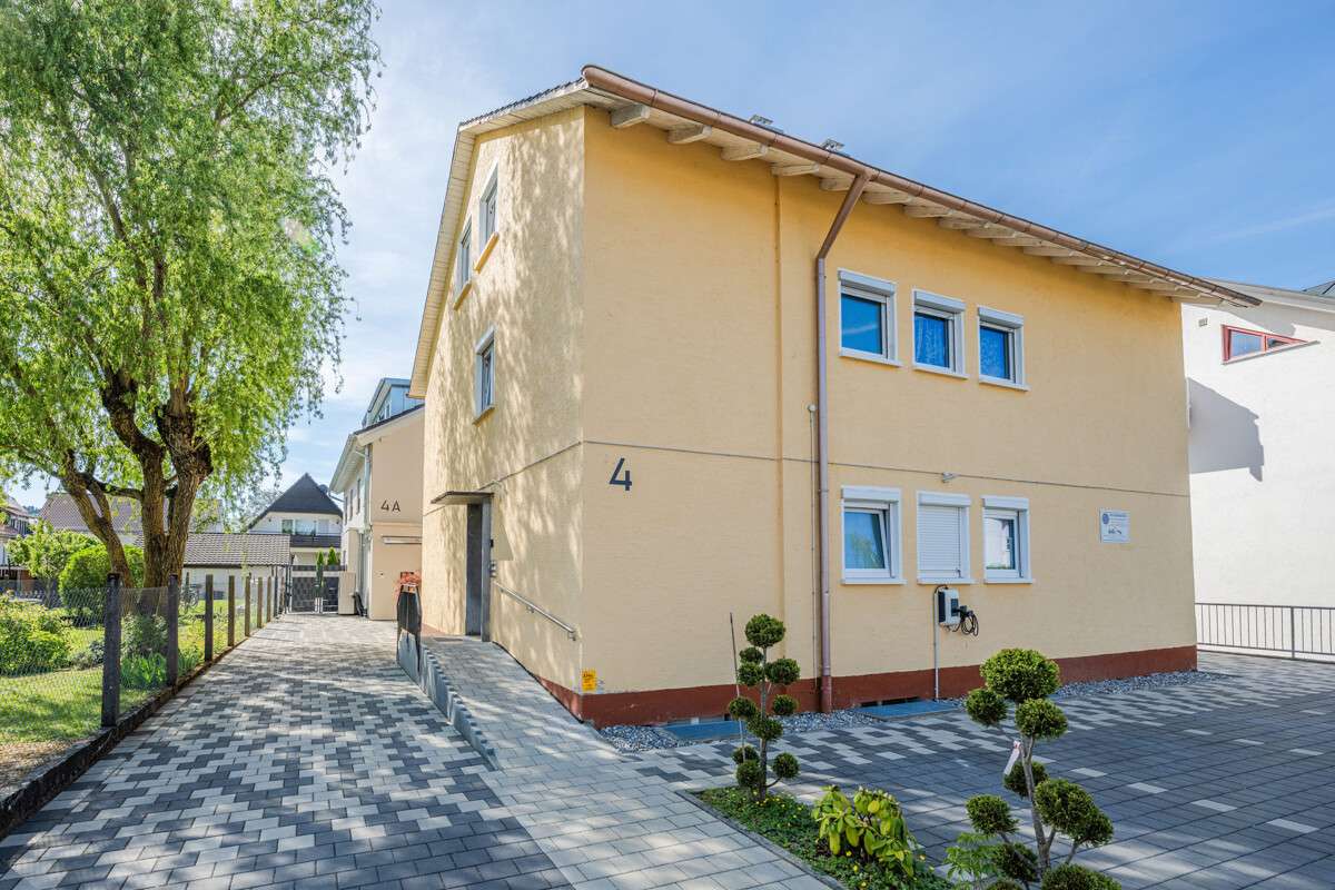 Thumbnail-Haus zum Kaufen in Steißlingen 690.000,00 € 208.79 m²