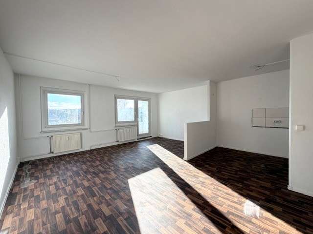 Thumbnail-Wohnung zum Mieten in Plauen 348,00 € 69.3 m²