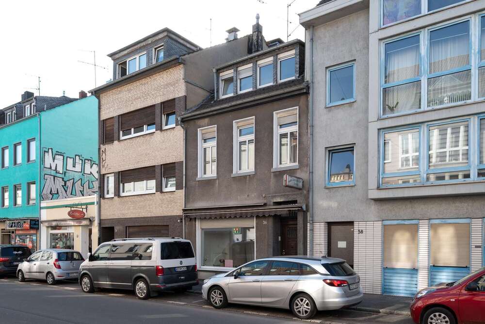 Thumbnail-Haus zum Kaufen in Krefeld 249.000,00 € 184 m²