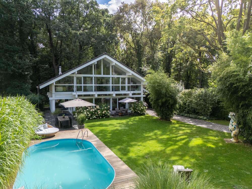 Thumbnail-Haus zum Kaufen in Berlin 2.400.000,00 € 242 m²