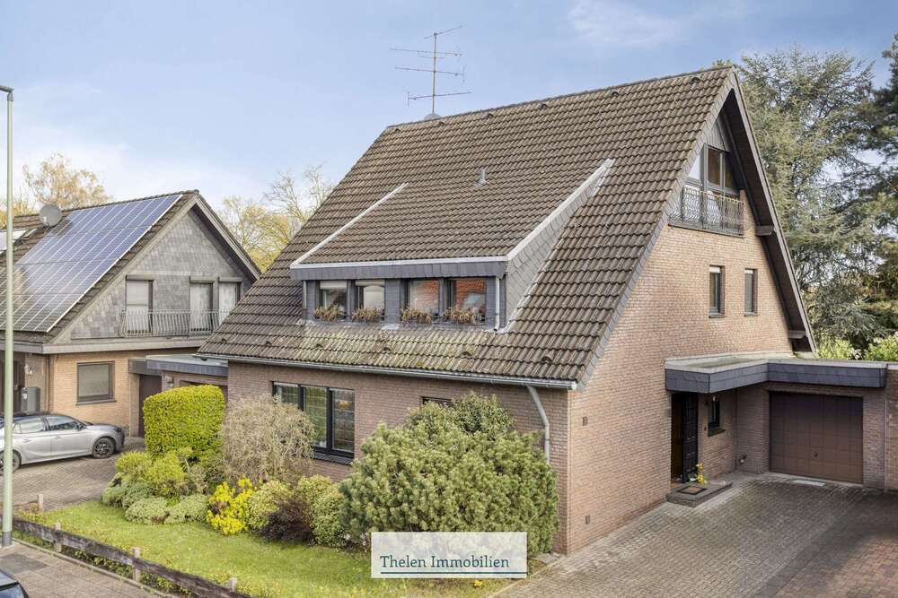 Thumbnail-Haus zum Kaufen in Duisburg 575.000,00 € 208 m²