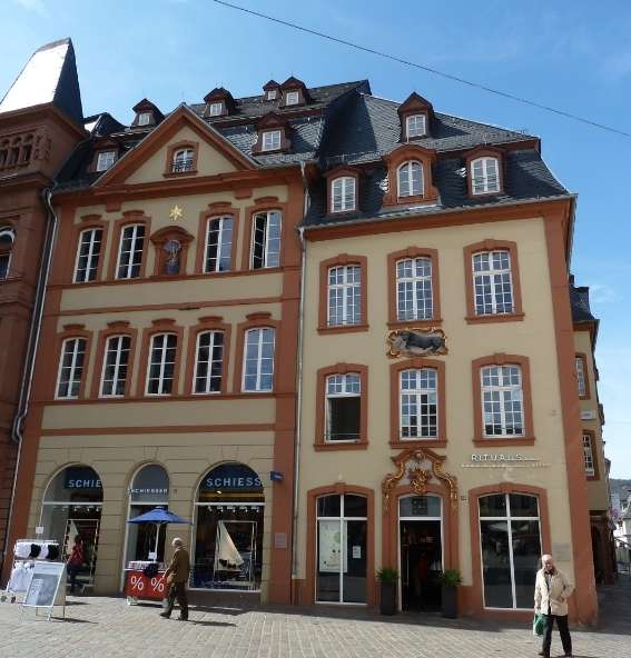 Thumbnail-Wohnung zum Mieten in Trier 1.570,00 € 181.35 m²