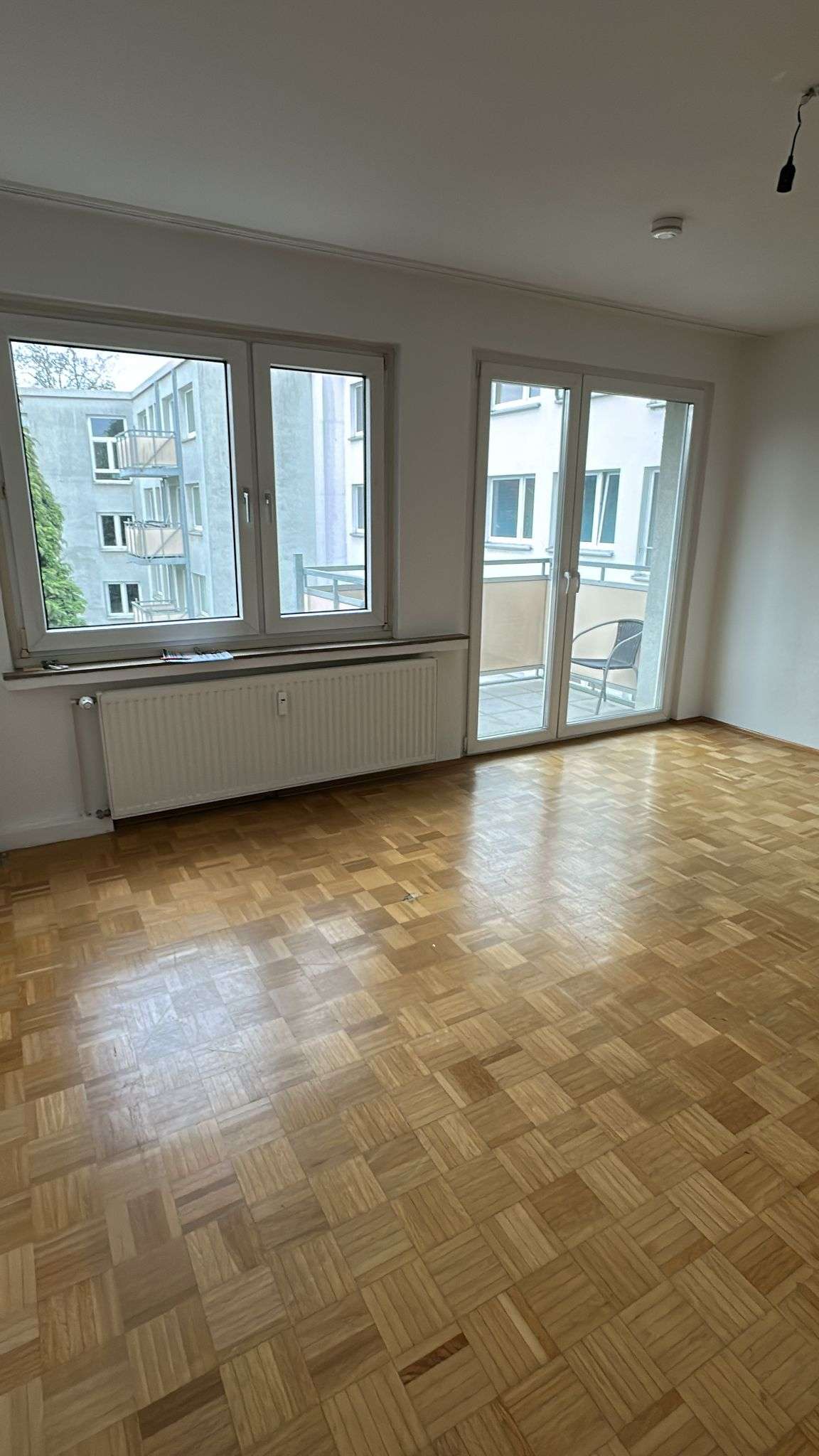 Thumbnail-Wohnung zum Mieten in Essen 350,00 € 28.62 m²